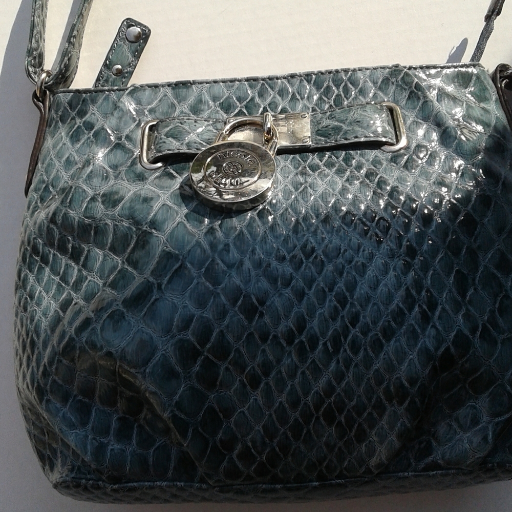 Danielle Nicole Crossbody - image 7